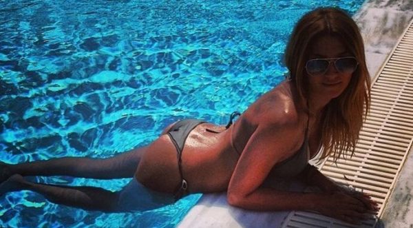 Αγγελική Ηλιάδη: Με καυτό μπικίνι αναστατώνει τη Μύκονο και… ολόκληρο το Instagram