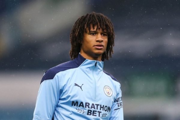 Νέο «χτύπημα» της Τσέλσι από τη Σίτι: Οριστική συμφωνία με Ακέ