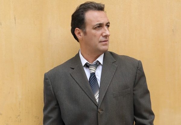 Άγριες Μέλισσες: Ο «Κυριάκος» αποκαλύπτει τις πιο δύσκολες στιγμές υποκριτικά στη σειρά