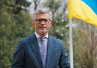 Βερολίνο: Ο ουκρανός πρεσβευτής υμνεί τον ναζιστή Μπαντέρα – Οργισμένη αντίδραση του Ισραήλ