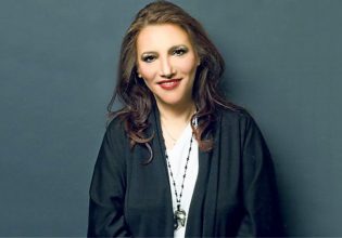 Ελένη Βιτάλη: Εσπευσμένα στο νοσοκομείο, διέκοψε τη συναυλία στη Ρόδο