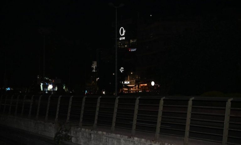 Λάρισα: Στο σκοτάδι μεγάλο μέρος της πόλης – Μπλακ άουτ στην πόλη