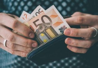 Συνταξιοδότηση: Πιο γρήγορα, αλλά με «πέναλτι» έως 115 ευρώ – 6 μυστικά