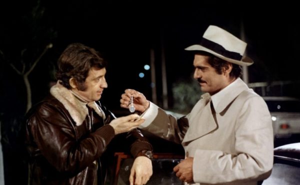 Όταν ο Ομάρ Σαρίφ κυνηγούσε τον Μπελμοντό στα Τουρκοβούνια και στον Πειραιά με ένα μαύρο Opel