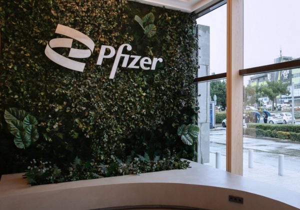 Pfizer: Έκλεισε ένα έτος λειτουργίας το Κέντρο Επιχειρησιακών Λειτουργιών και Υπηρεσιών στη Θεσσαλονίκη