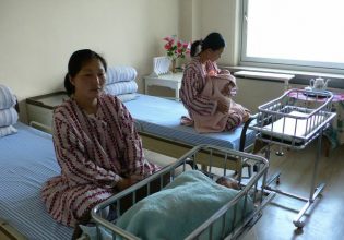 Κοροναϊός: Η Βόρεια Κορέα προσπαθεί να αντιμετωπίσει την κρίση με μαντζούνια