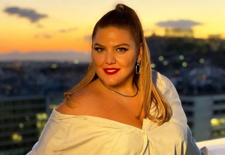 Δανάη Μπάρκα: «Κάποιες φορές με αγαπώ και κάποιες άλλες με κατακρίνω»