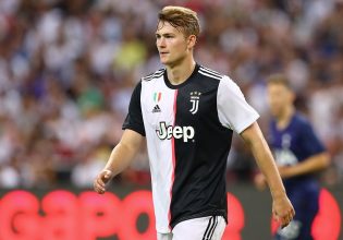 Μπάγερν: Βάζει βαθιά το χέρι στην τσέπη για Ντε Λιχτ