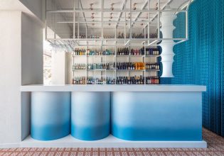 Θρυλικό μπαρ της Ιταλίας άνοιξε τις πύλες του στην μεσογειακή ακτή