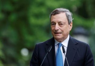 Ιταλία: Έντεκα δήμαρχοι μεγάλων πόλεων ζητούν από τον Ντράγκι να παραμείνει στην πρωθυπουργία