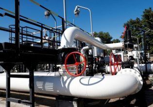 Ρωσία: Συνεχίζει να κερδίζει από το πετρέλαιο παρά τους περιορισμούς