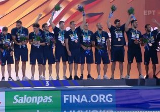 Η απονομή των χάλκινων μεταλλίων στην εθνική ομάδα πόλο (vid)