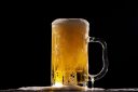 Σιγκαπούρη: Φτιάχνουν μπύρα από ανακυκλωμένα λύματα για να τονίσουν το πρόβλημα της λειψυδρίας
