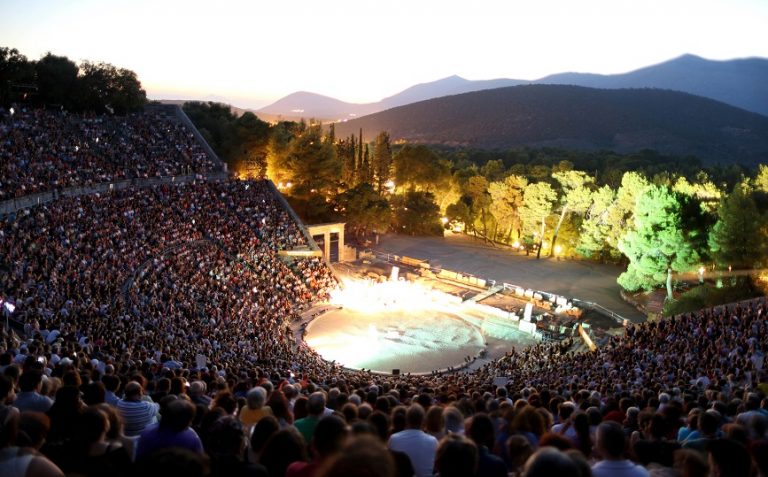 Κατατέθηκε η τροπολογία για τις μετακινήσεις εκτός έδρας των ηθοποιών των κρατικών σκηνών