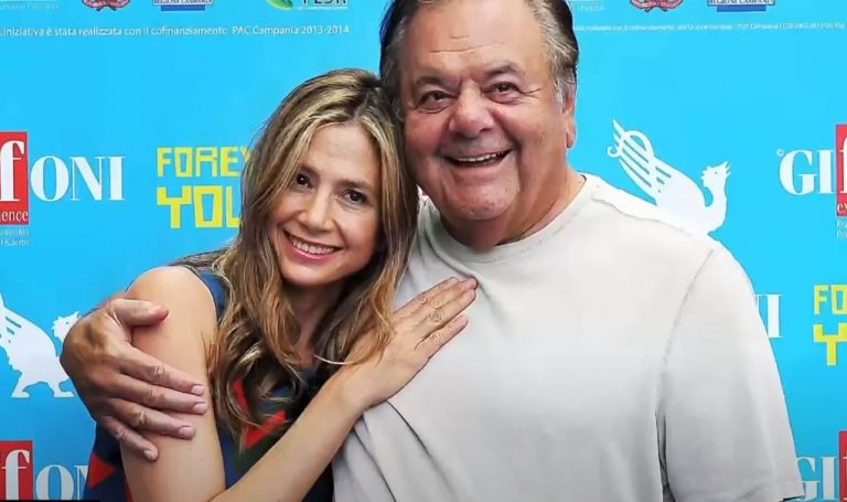 «Σου στέλνω αγάπη στα αστέρια»: Η Μίρα Σορβίνο γράφει γράμμα στον μπαμπά της Πολ μετά τον θάνατό του