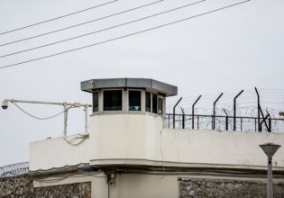 Φυλακές Κορυδαλλού: Πειθαρχικά μέτρα στο προσωπικό για το γλέντι στο κελί του Λιγνάδη