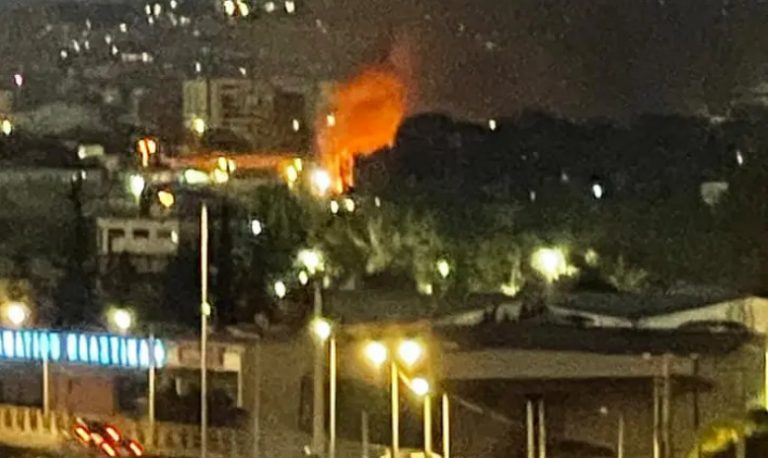 Φωτιά σε επιχείρηση στην Ιερά Οδό