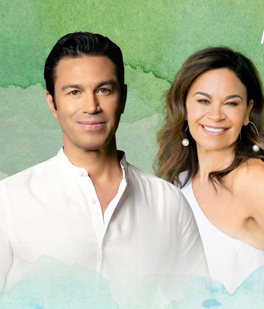 Ο Μάριος Φραγκούλης και η Deborah Myers στο Βεάκειο Θέατρο