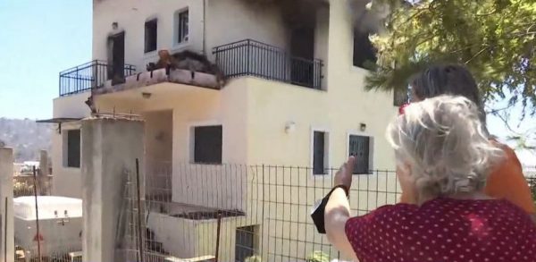 Ελένη Γερασιμίδου: Κάηκε το σπίτι της στην Παλλήνη – «Είναι όλα κατεστραμμένα, δεν είναι πλέον κατοικήσιμο»