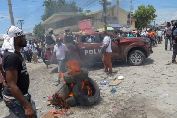 Αϊτή: Τουλάχιστον 89 νεκροί και 74 τραυματίες σε συγκρούσεις μεταξύ συμμοριών