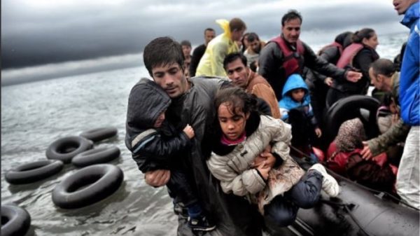 Ιταλία: Πάνω από χίλιοι μετανάστες στα ιταλικά παράλια τις τελευταίες ώρες