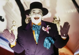 Τζακ Νίκολσον: Το διάσημο κοστούμι του Τζόκερ σε δημοπρασία