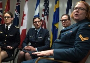 Καντίροφ για τις τρανσέξουαλ στο ΝΑΤΟ: Δώστε μας έναν κανονικό αντίπαλο, να είναι θαρραλέος