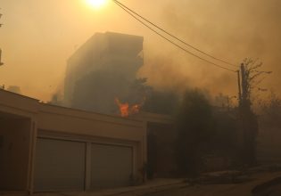 Φωτιά: Όλα τα μέτρα στήριξης νοικοκυριών, επιχειρήσεων και αγροτών για τις πυρκαγιές στην Αττική