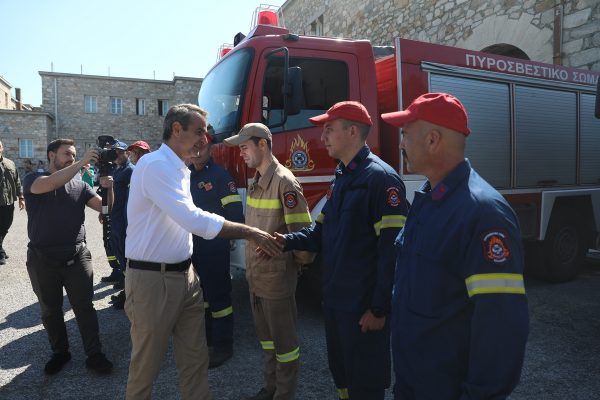 Πώς οι φωτιές και οι πλημμύρες επηρεάζουν τις αποφάσεις