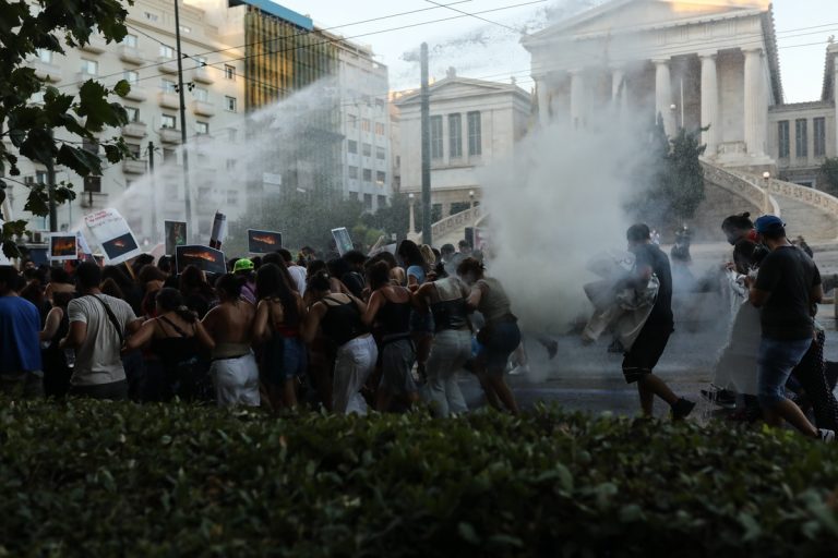 ΣΥΡΙΖΑ: Η αστυνομική αυθαιρεσία δεν είναι η εξαίρεση, αλλά ο κανόνας με εντολή Μητσοτάκη