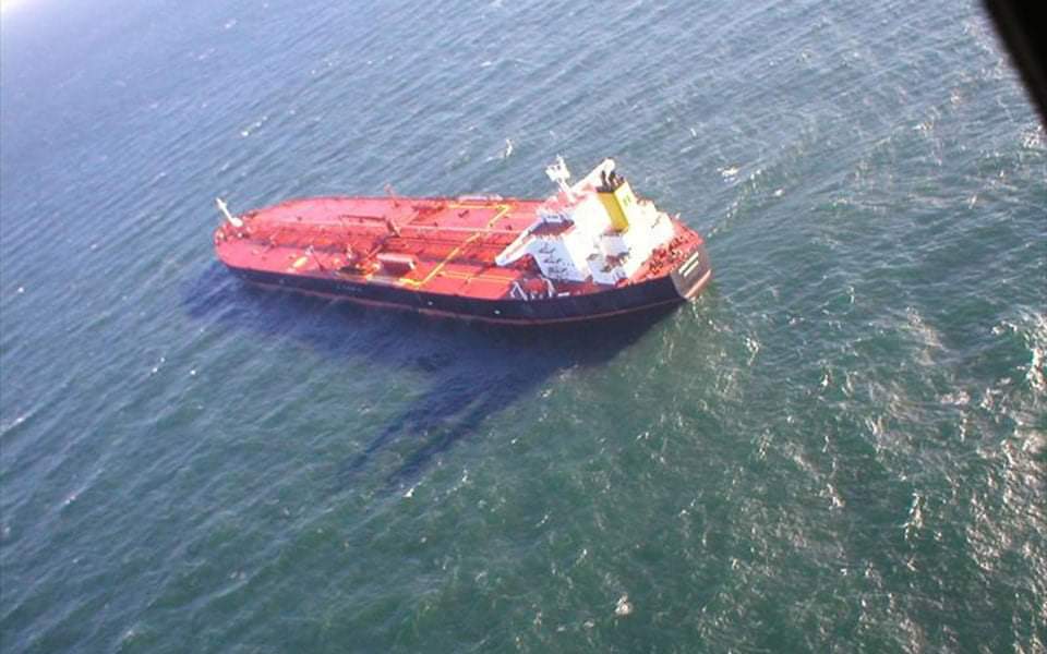 Tankers collide off Karystos