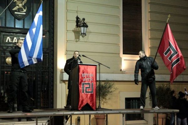 Απτόητος ο Κασιδιάρης