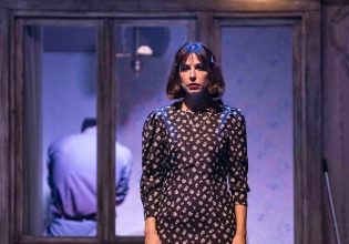 «Η Αυλή των θαυμάτων: Το μιούζικαλ», σε μουσική Κορκολή στο θέατρο Παλλάς