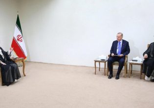 Ιράν: «Άκυρο» από τον Χαμενεΐ στον Ερντογάν για νέα επέμβαση στη Συρία