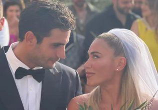 Κόνι Μεταξά – Μάριος Καπότσης: Οι πρώτες φωτογραφίες από τον γάμο τους