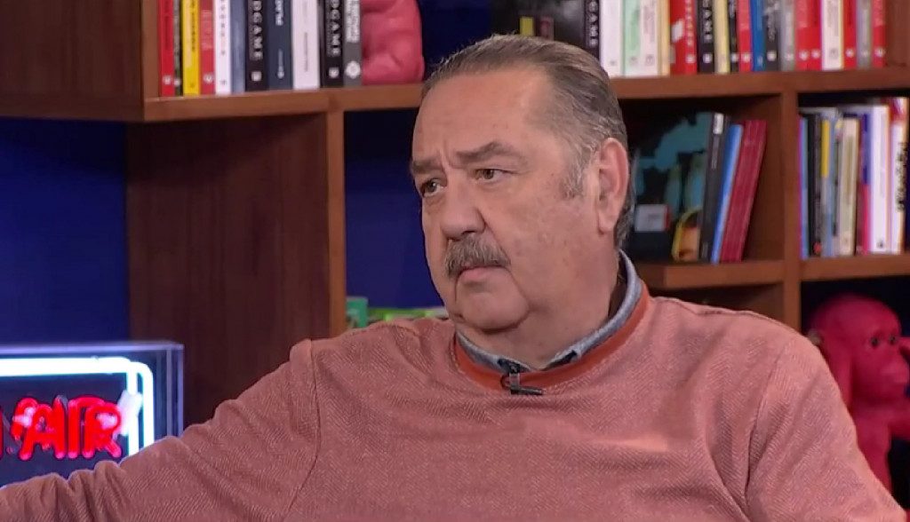 Τάσος Κωστής: «Τον Γιώργο Κιμούλη τον κρέμασαν στα μανταλάκια και του κατέστρεψαν την καριέρα»