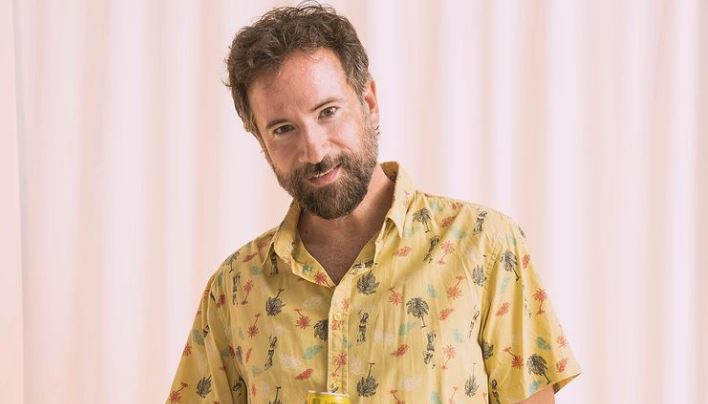 Κωστής Μαραβέγιας: Τον Σεπτέμβριο και σε άλλο χώρο μεγάλο beach party