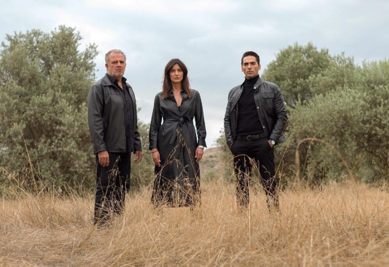 Αντιγόνη Κουλουκάκου: Ολοκλήρωσε τα γυρίσματα στη Γη της Ελιάς – Ποιους ευχαρίστησε δημοσίως