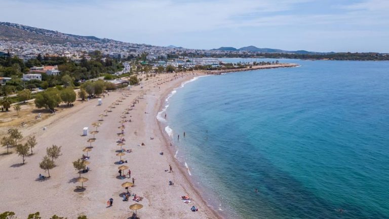 Λευκάδα: Θρίλερ με νεαρό που βούτηξε σε αυτή την παραλία και χάθηκαν τα ίχνη του