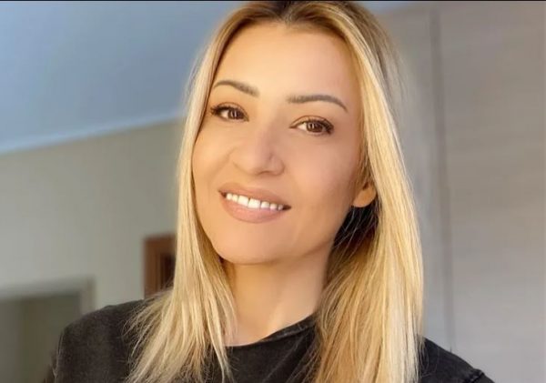 Θυμάστε τη Λένα Παπαδοπούλου; Τι κι αν πλησιάζει τα 50, το κορμί της είναι τέλειο