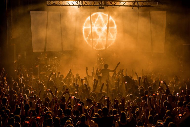 Οι Villagers of Ioannina City στα Ιωάννινα