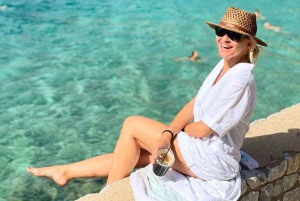 Μαρία Μπεκατώρου: Πιο αδύνατη από ποτέ απολαμβάνει το καλοκαίρι