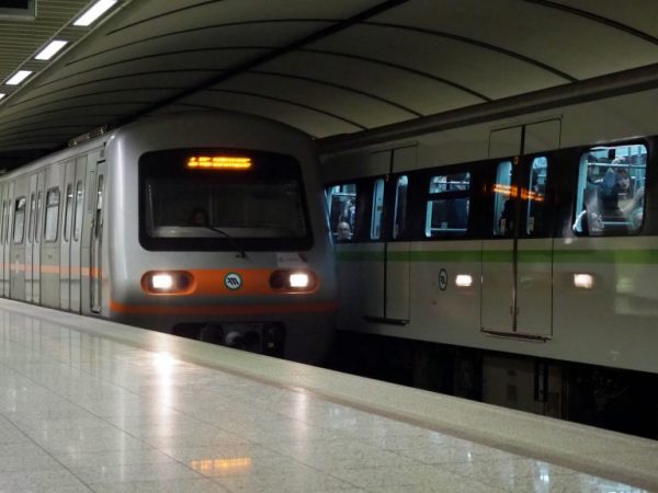 Μετρό: Κλειστοί τρεις σταθμοί μέχρι τις 7 Αυγούστου – Δοκιμές προς το λιμάνι και το Δημοτικό Θέατρο Πειραιά