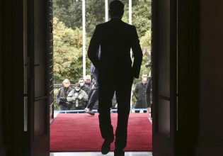 Οι αγωνίες και οι ελπίδες Μητσοτάκη: Η ενεργειακή κρίση, η ακρίβεια, οι πυρκαγιές