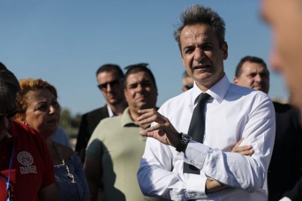 Περιοδεία Μητσοτάκη στην Ανατολική Αττική – Σύσκεψη με τους δημάρχους