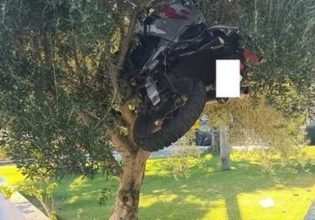 Λασίθι: Σοβαρό τροχαίο – Μηχανή «σκαρφάλωσε» σε ελιά