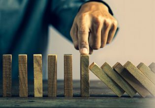 Απότομη προσγείωση για την παγκόσμια οικονομία