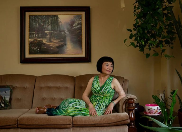 Βιετνάμ: Συγκίνηση – Το «κορίτσι της ναπάλμ» λαμβάνει την τελευταία θεραπεία εγκαυμάτων μετά από 50 χρόνια