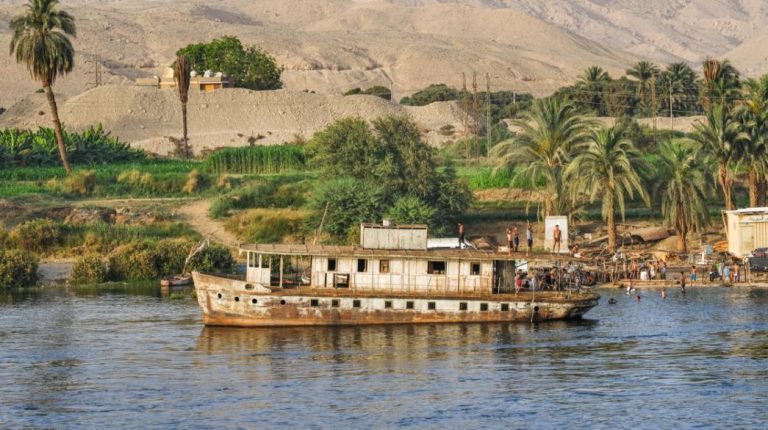 Αίγυπτος: Θυσιάζονται πλωτά σπίτια δίπλα από τον Νείλο μαζί με ιστορίες 2 αιώνων