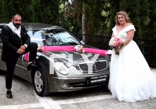 Σπάρτη: Γαμπρός και νύφη έφυγαν από την εκκλησία με… νεκροφόρα – Δείτε βίντεο